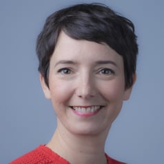 Laure le Gall_SVP Sales Accelera