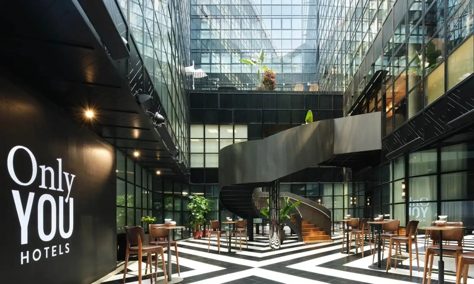 oy-atocha-lobby