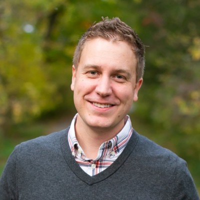 Josh Janos Headshot